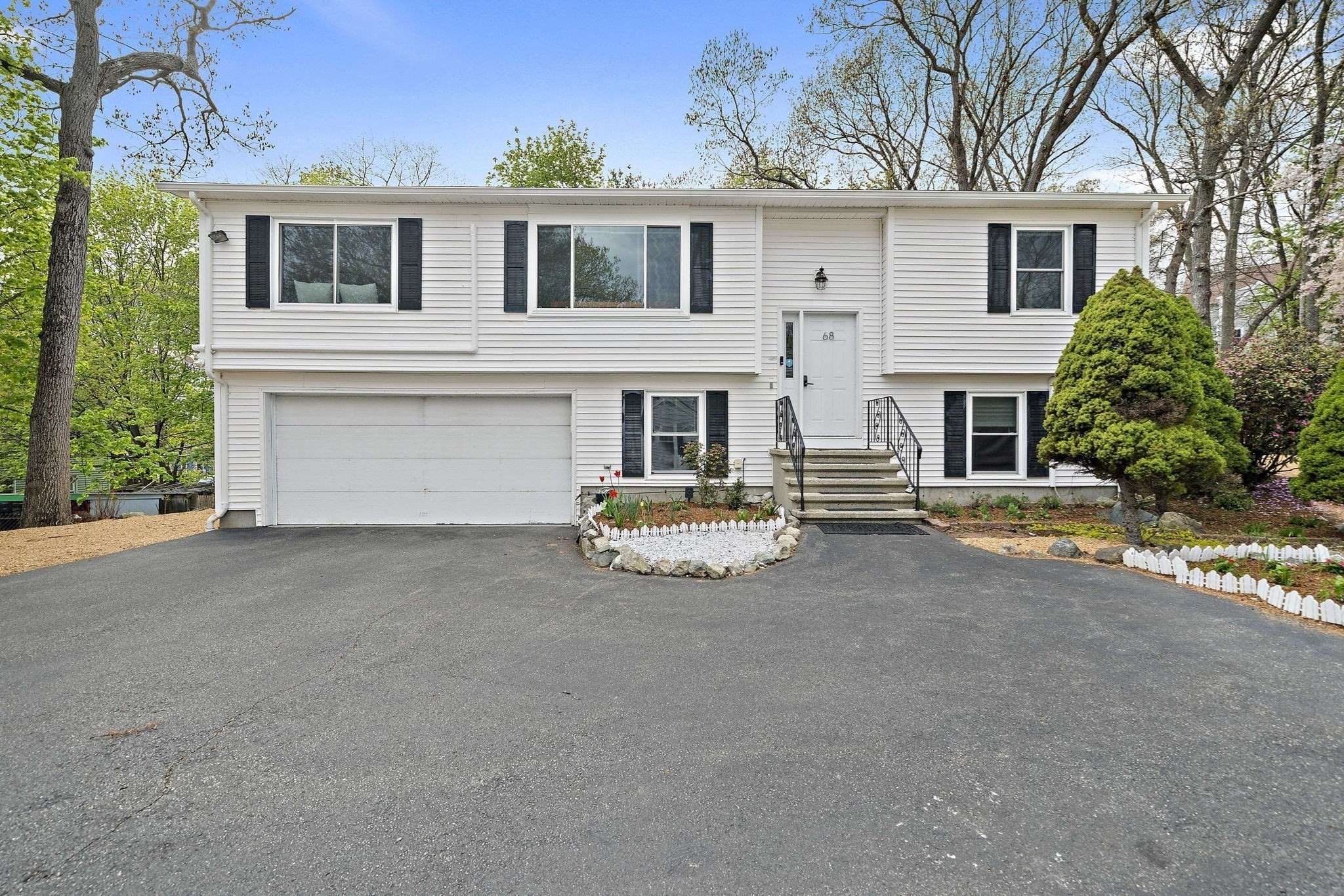 68 Dothan St, Arlington, MA 02474