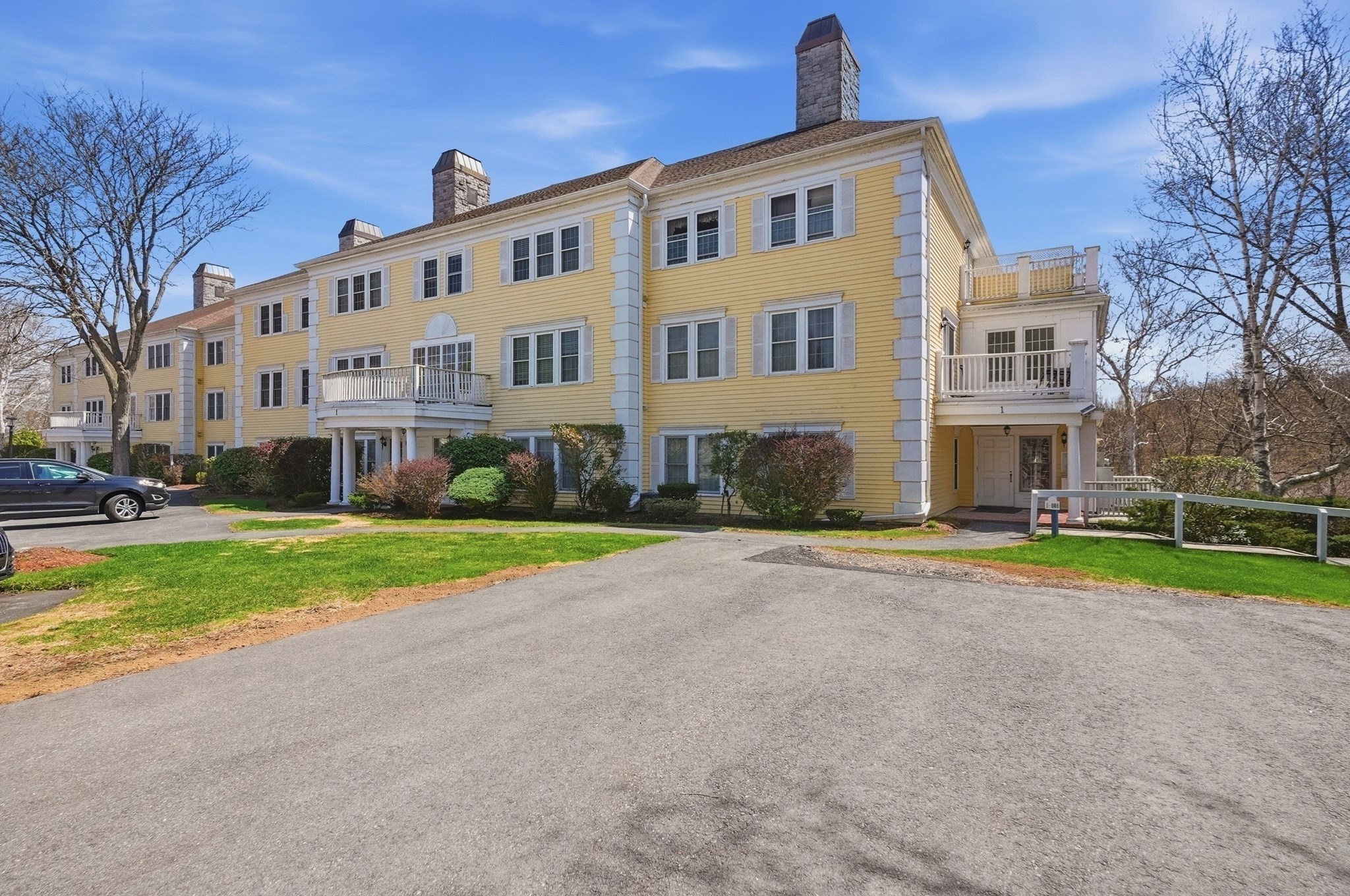 1 Riverview Blvd Unit 1-216, Methuen, MA 01844