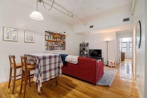 188 North, Apt 53