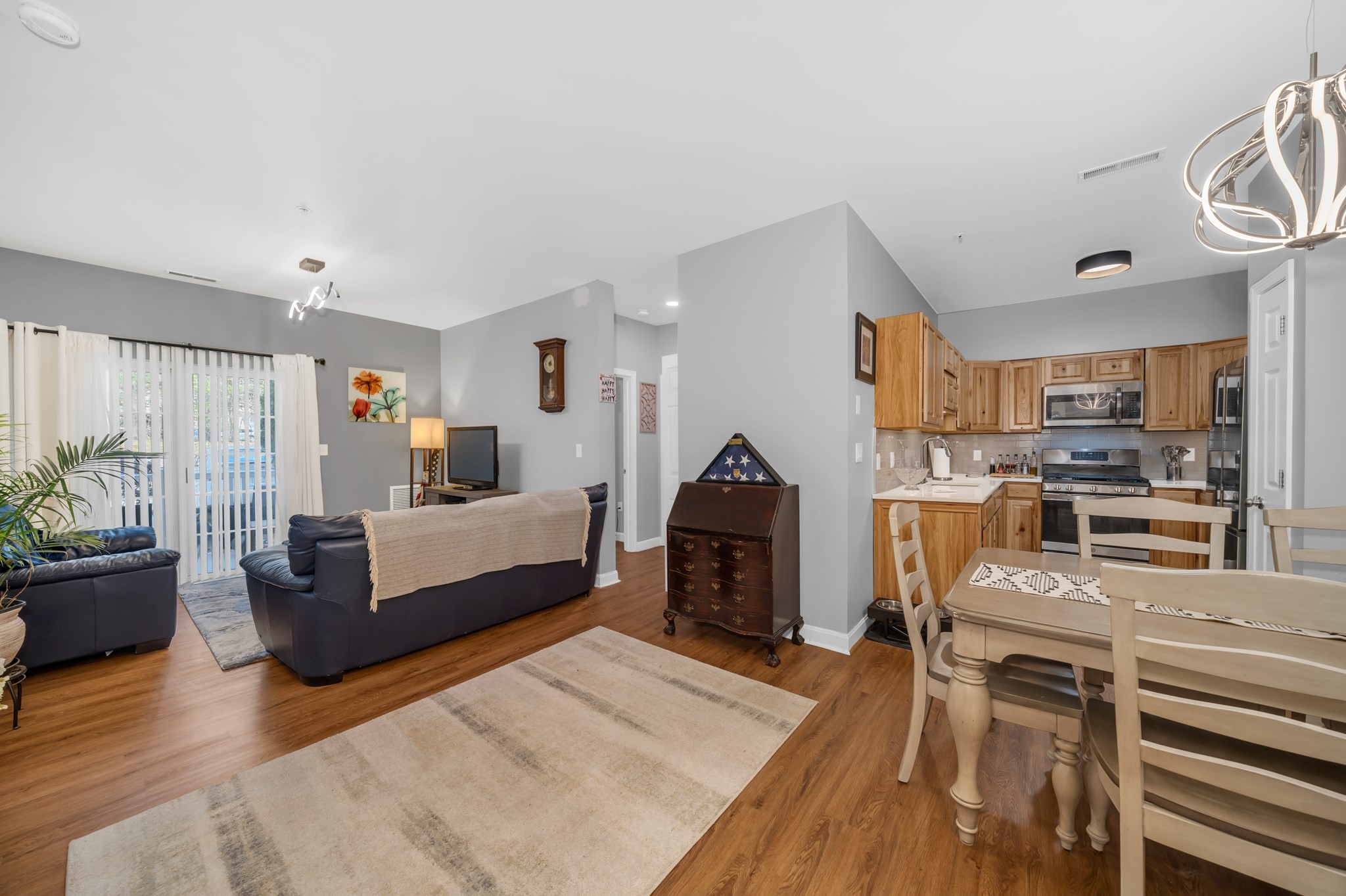 23 Hampshire Rd Unit 112, Methuen, MA 01844