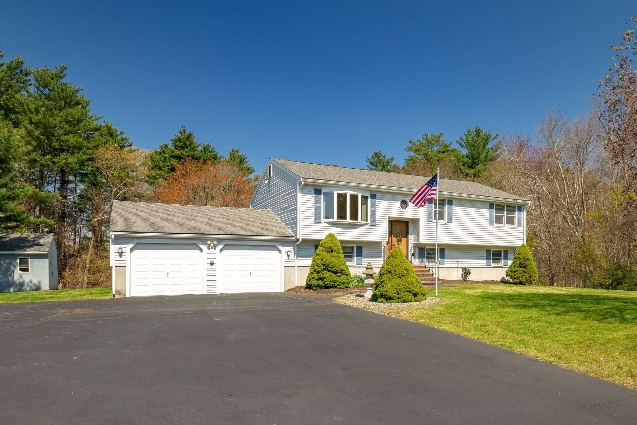 50 Kathy Cir, Bridgewater, MA 02324