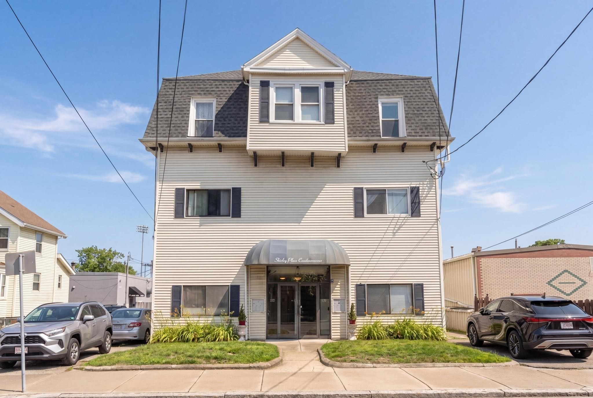 173 Shirley St Unit 2, Winthrop, MA 02152