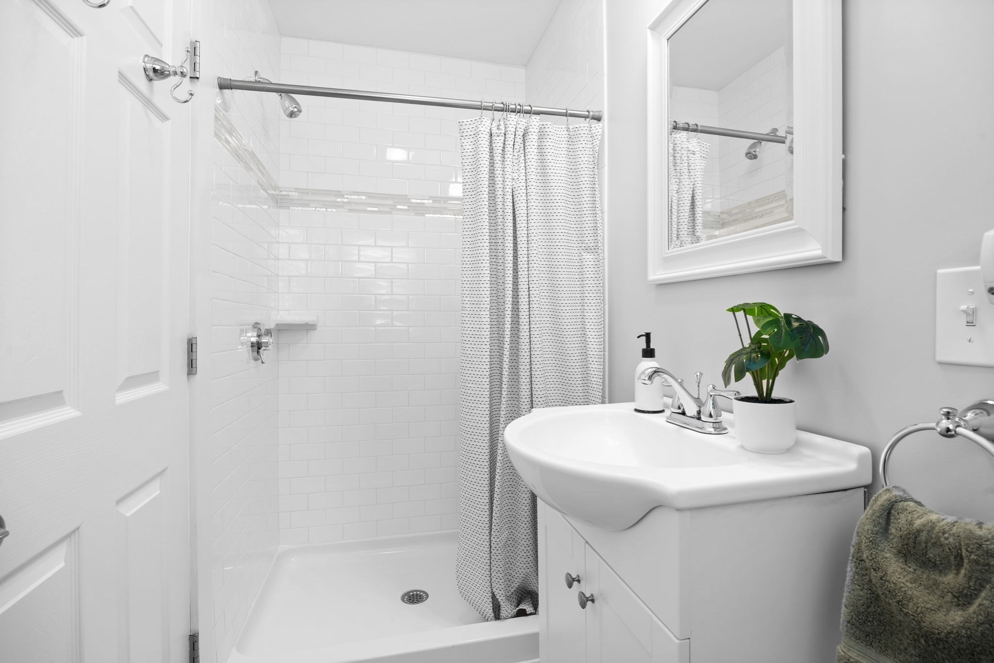167 Essex St, Melrose, MA 02176 - Image 20