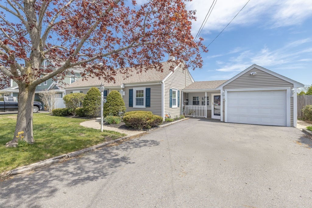 241 Walnut St, Braintree, MA 02184