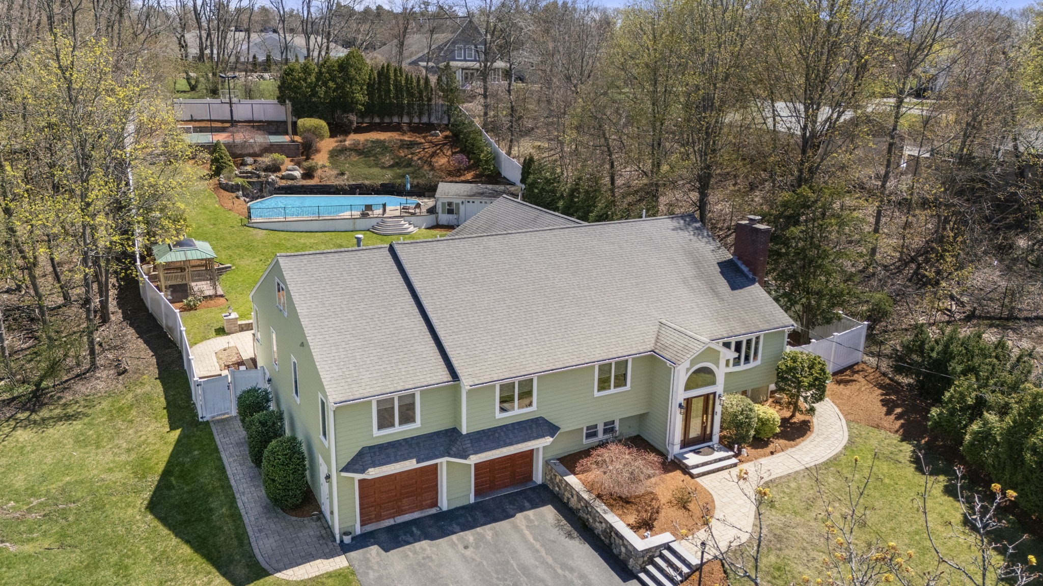 7 Michelle Drive, Burlington, MA 01803