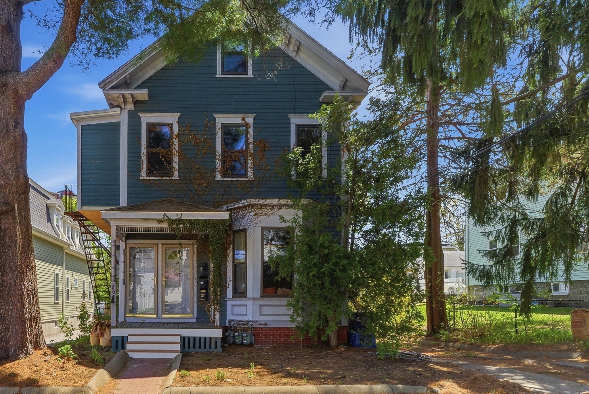 26 Hamlet St Unit 1, Somerville, MA 02143