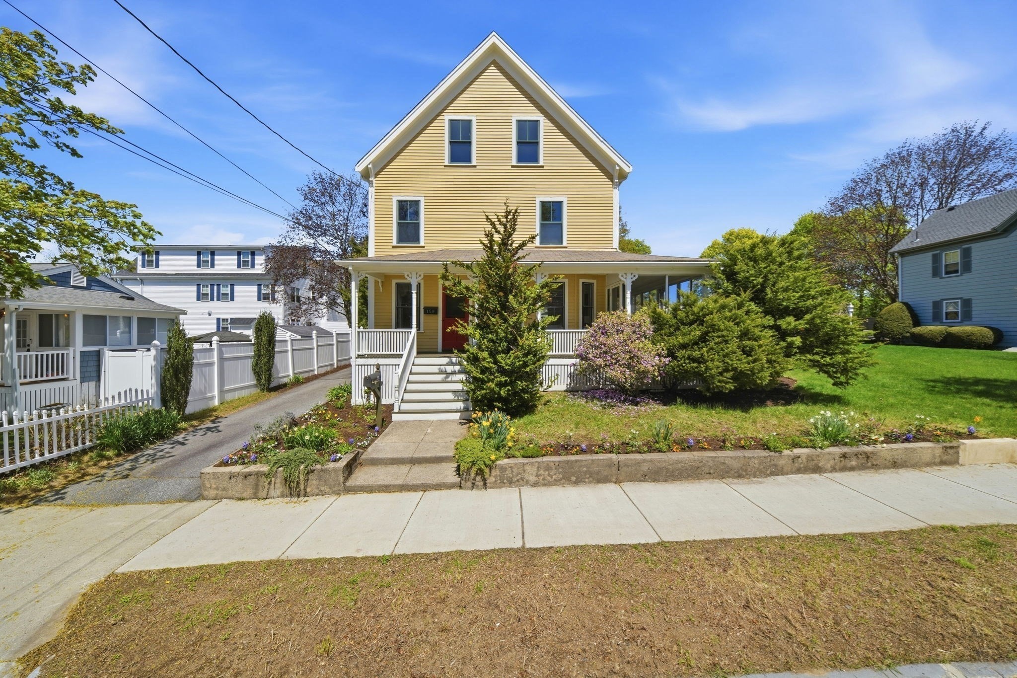 159 Broadway, Wakefield, MA 01880