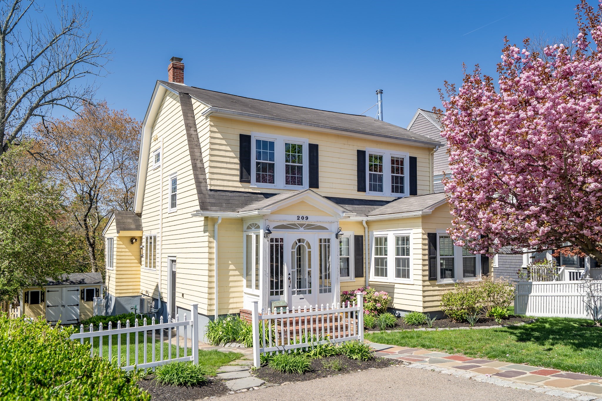 209 Beech St, Roslindale, Boston, MA 02131