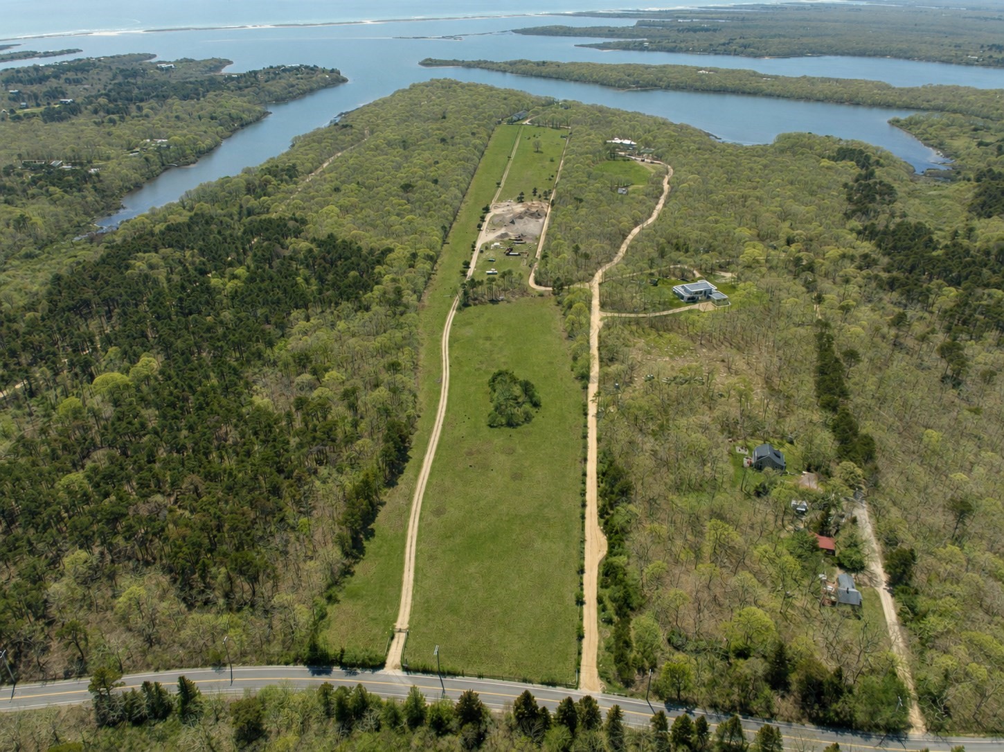 4 Browns Farm Lane, Edgartown, MA 02539