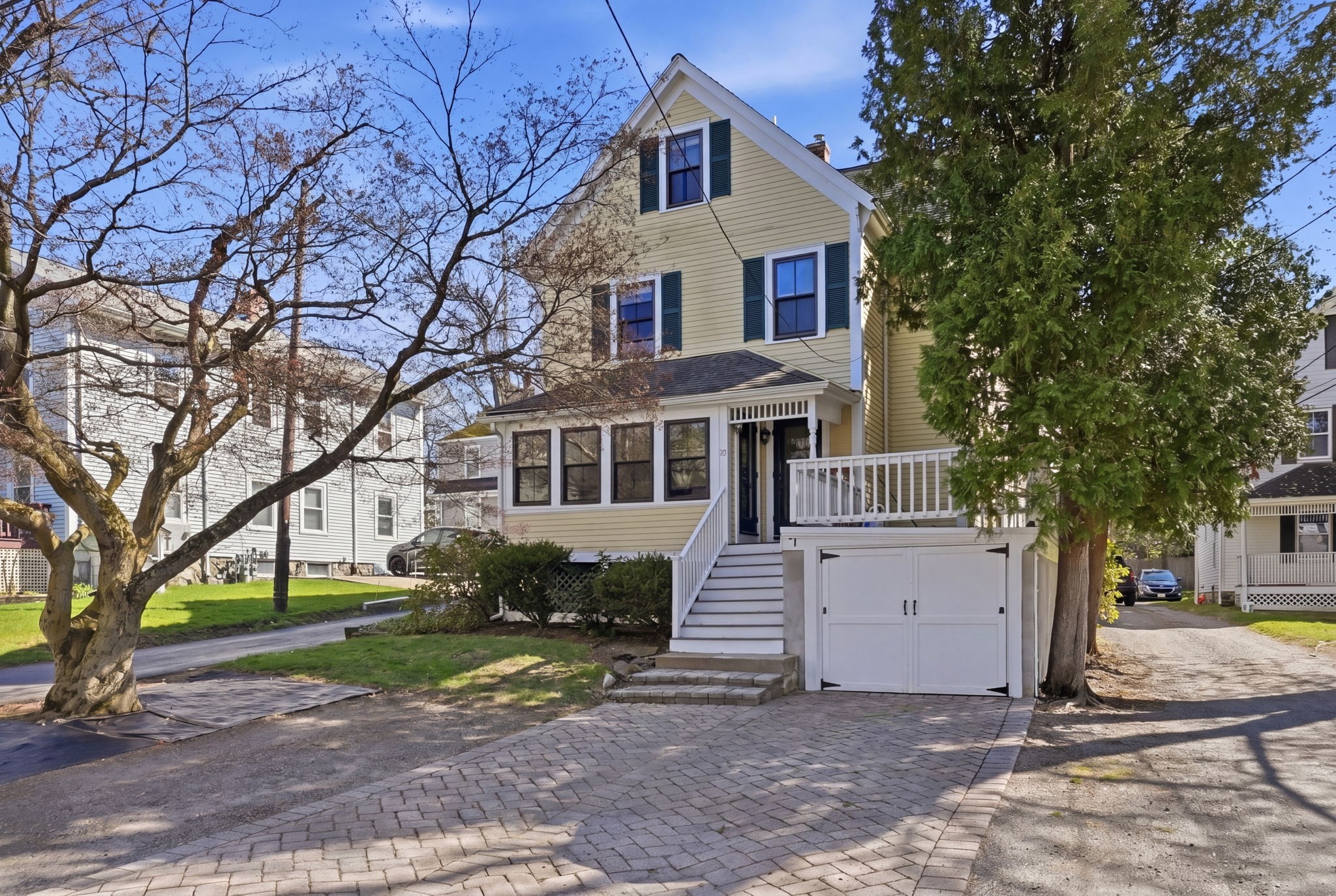19 Sherman St Unit 2, Lexington, MA 02420