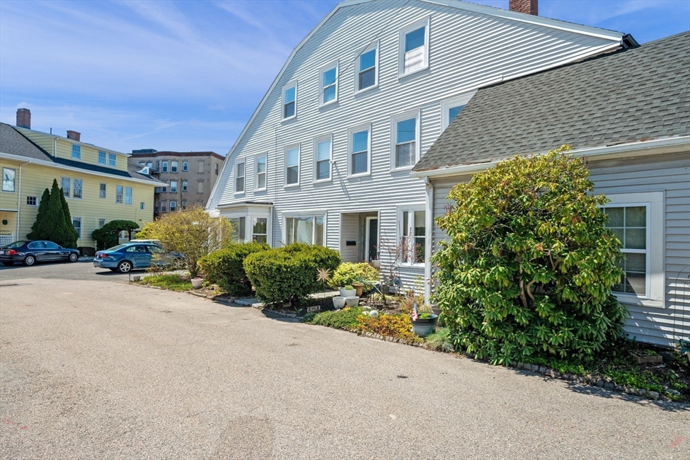 12-16 Landon Cir, Lynn, MA Image 1
