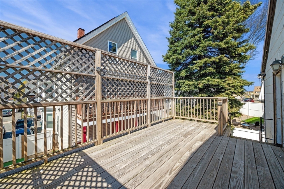 12-16 Landon Cir, Lynn, MA Image 13