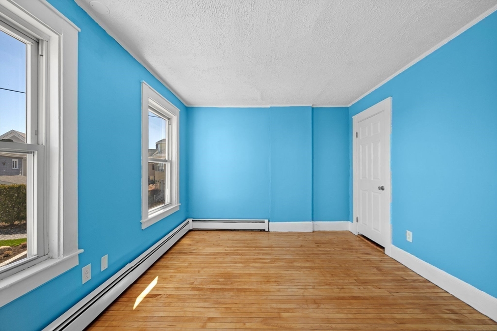 12-16 Landon Cir, Lynn, MA Image 16