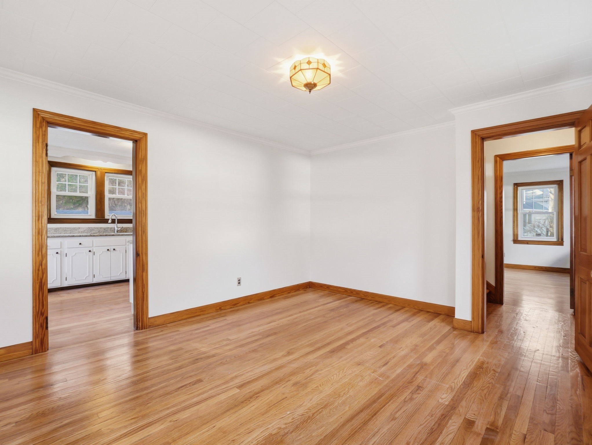 285 W Meadow Rd, Lowell, MA 01854 - Image 12