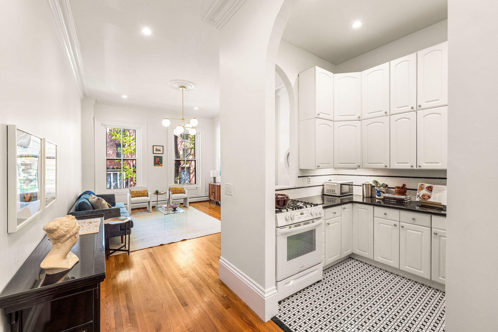 198 W Springfield Unit 2, South End, Boston, MA 02118 - Image 4