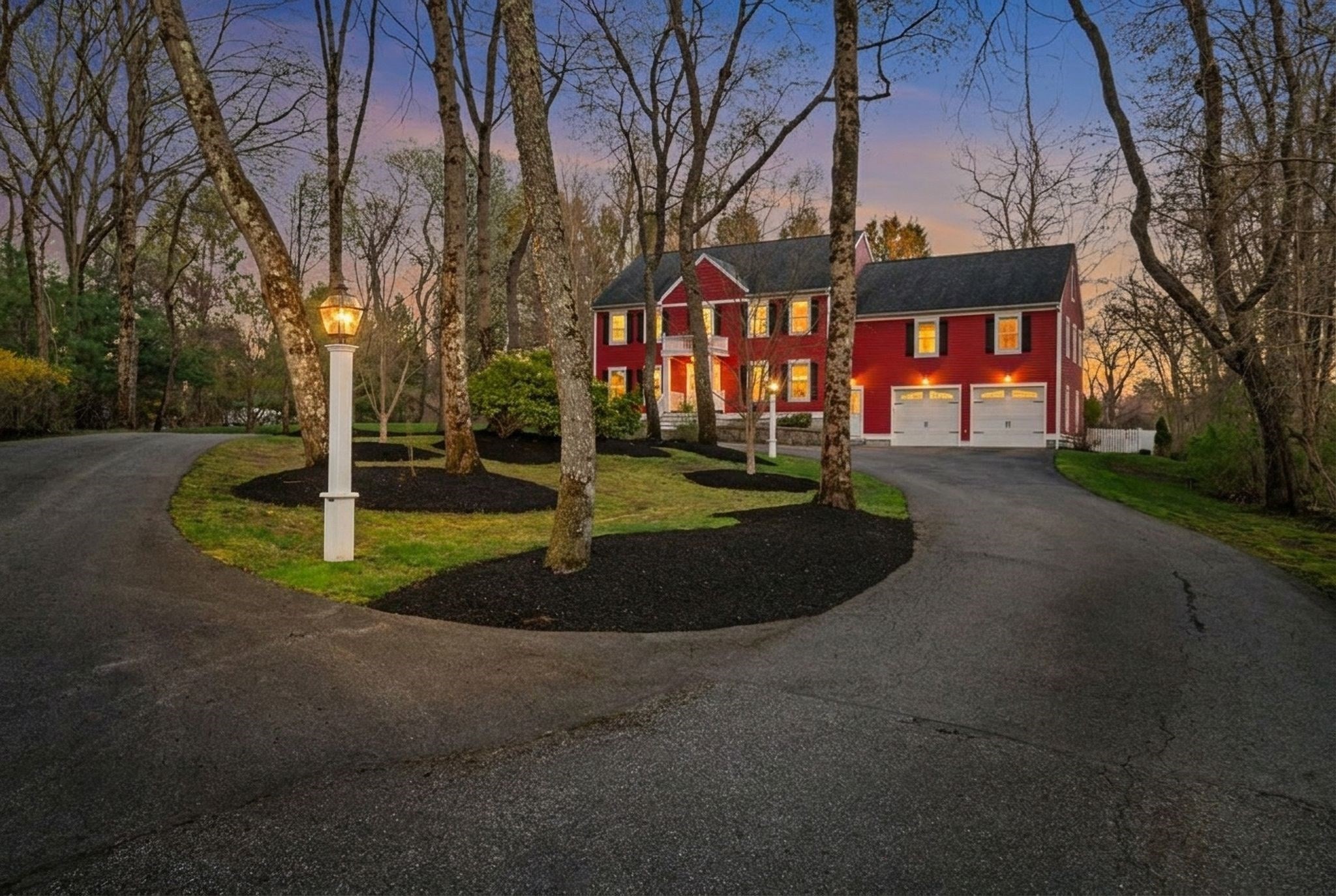 19 Crane Neck St, West Newbury, MA 01985