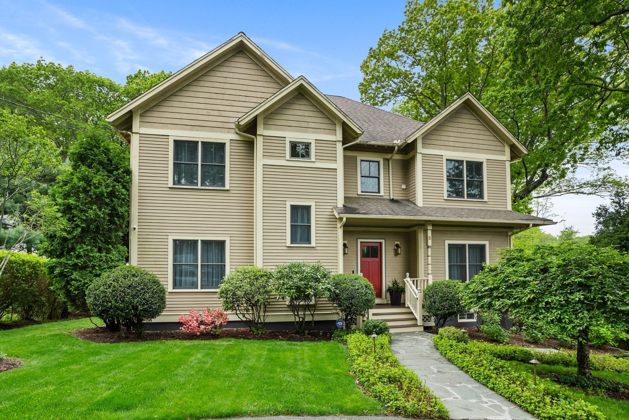 5 Walnut Street, Lexington, MA 02421