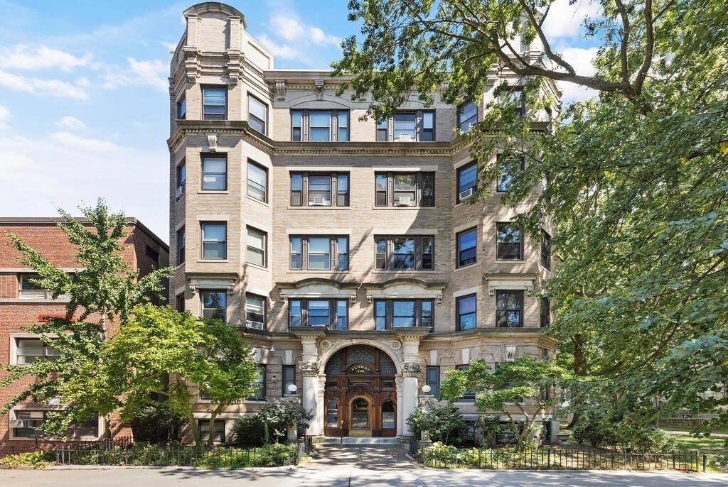 114 Fenway Unit 6, Symphony, Boston, MA 02115