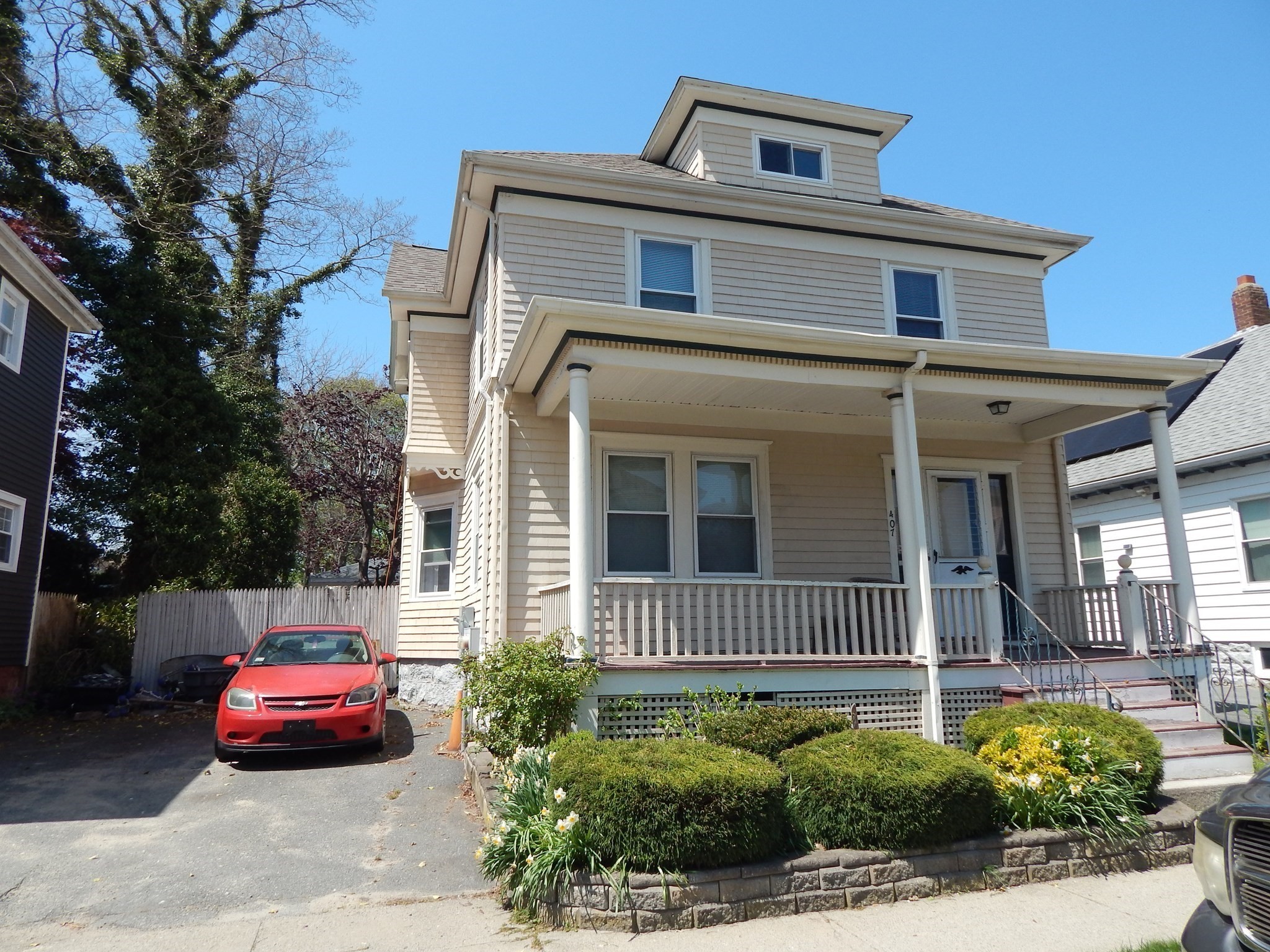 407 Park St, New Bedford, MA 02740