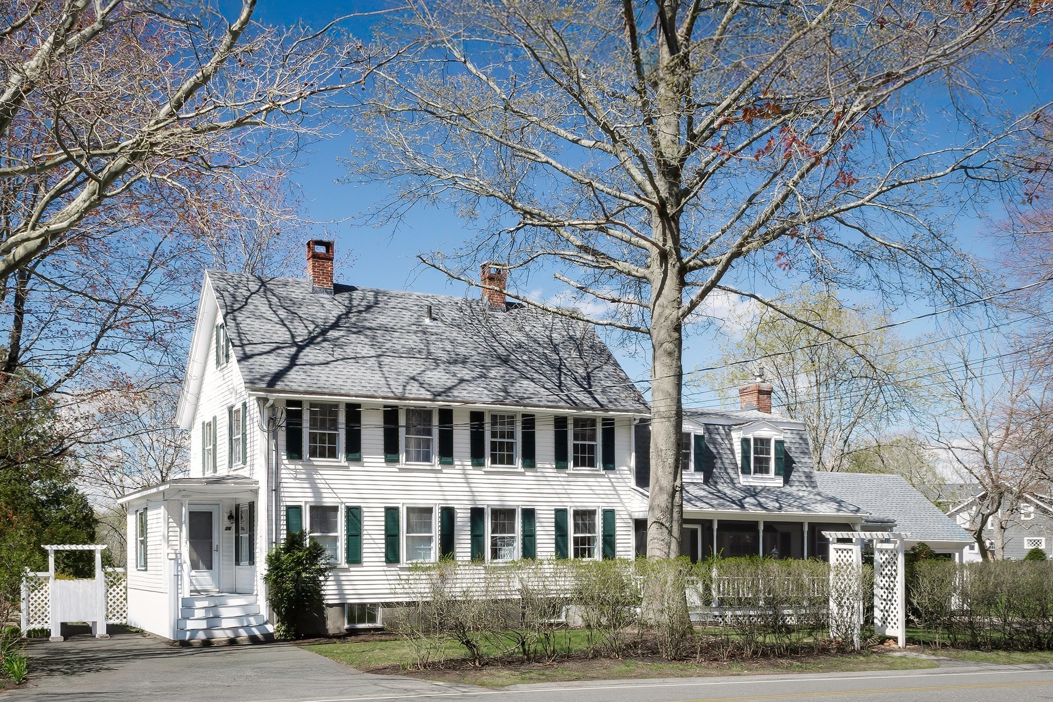 31 Argilla Rd, Ipswich, MA 01938