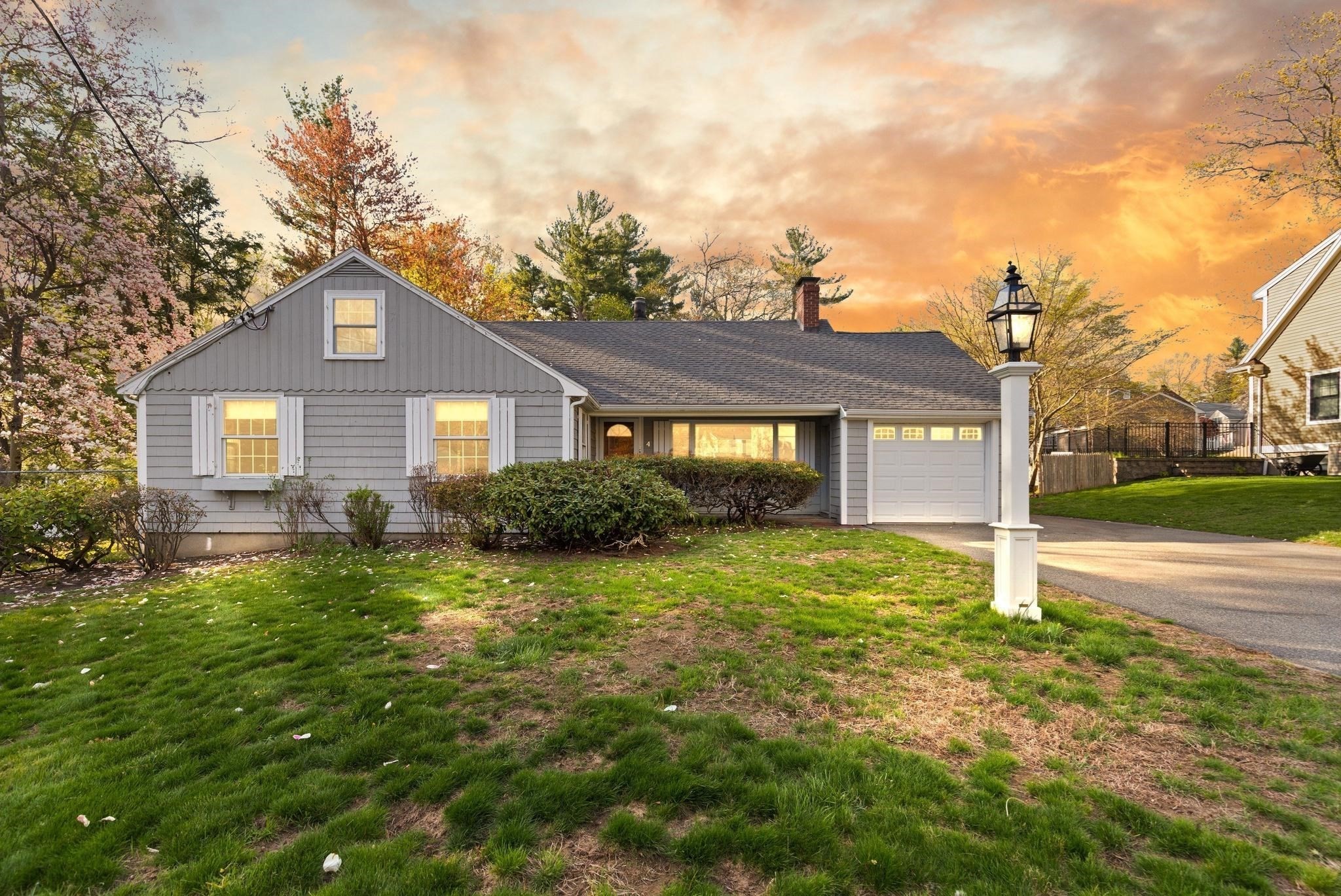 4 Strout Ave, Lynnfield, MA 01940