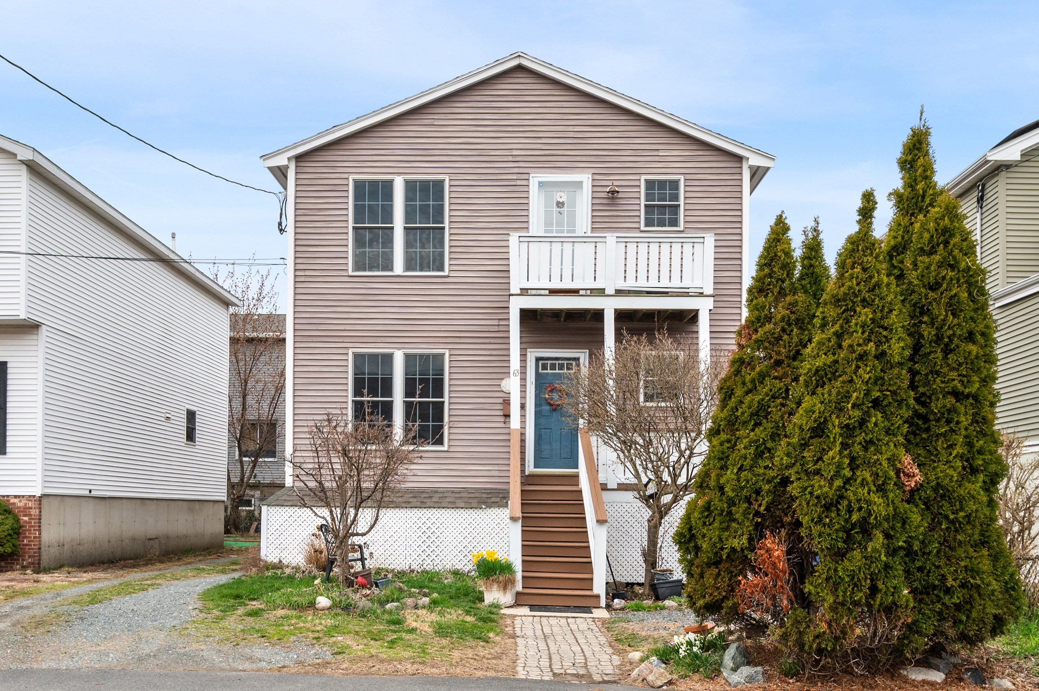 63 Ellerton St, Revere, MA 02151