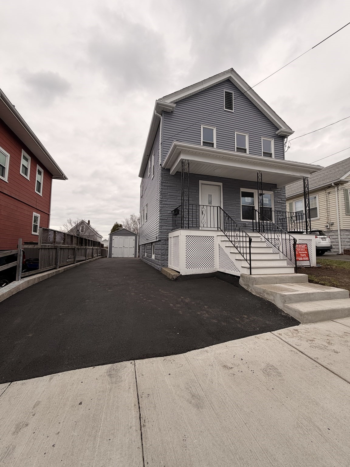 39 Howard St, Revere, MA 02151