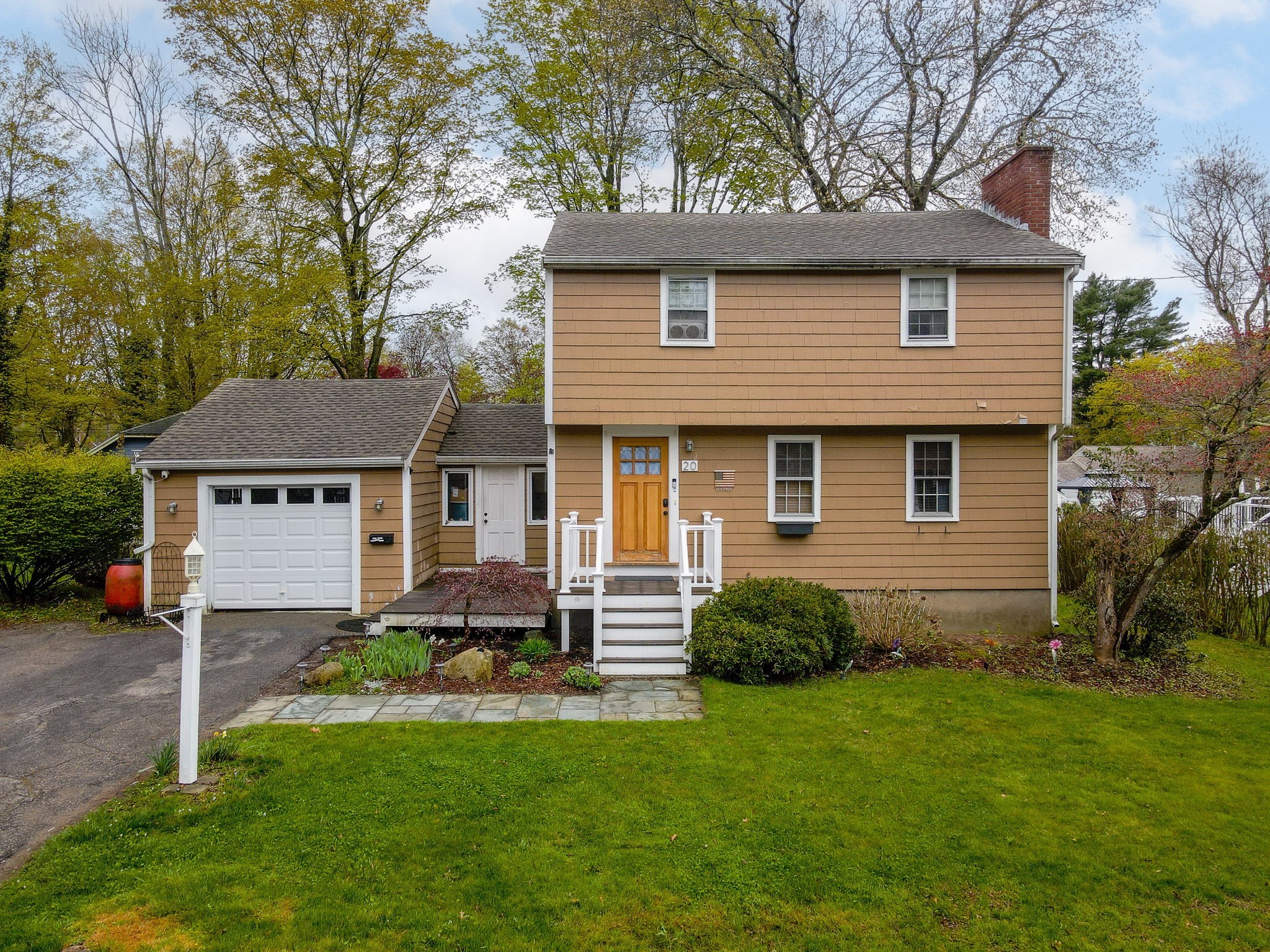 20 Fairmount St, Randolph, MA 02368