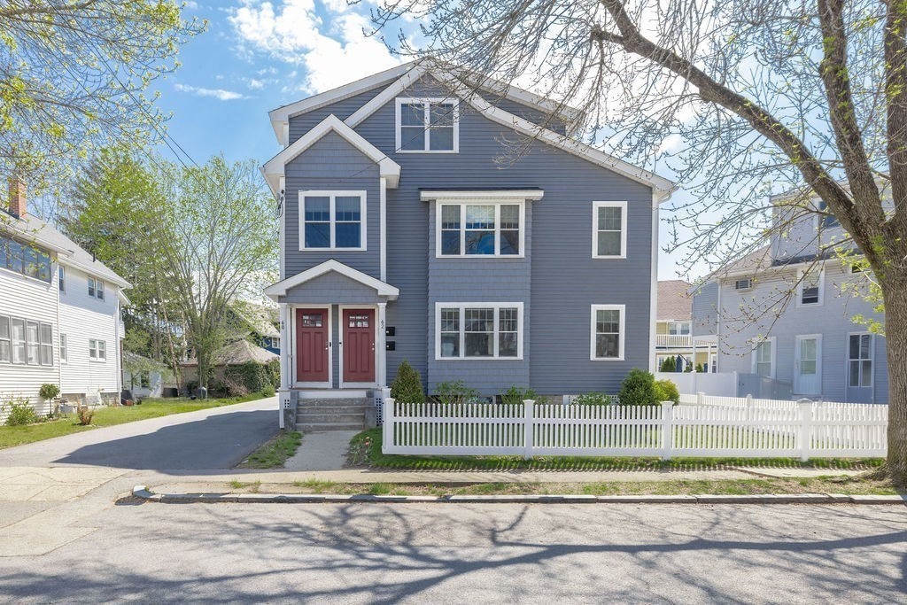 60 Maynard St Unit 1, Arlington, MA 02474