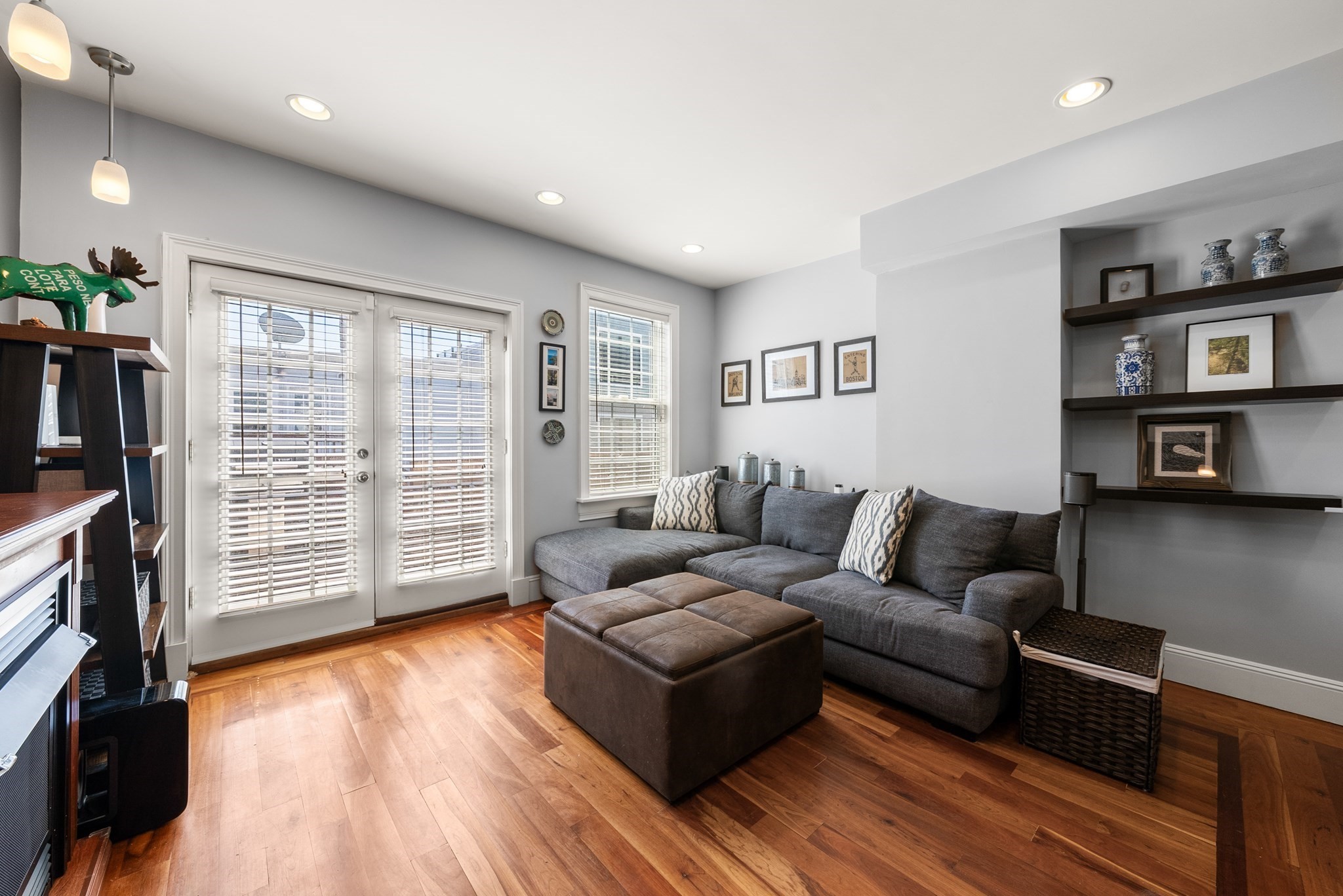 435 W 4th Street Unit 2, South Boston, Boston, MA 02127 - Image 2
