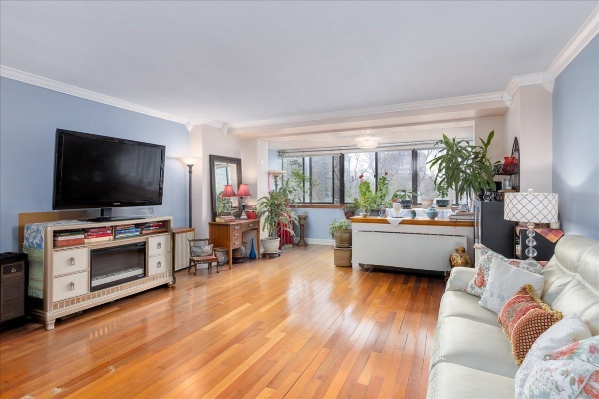 6 Whittier Place Unit 4N, West End, Boston, MA 02114