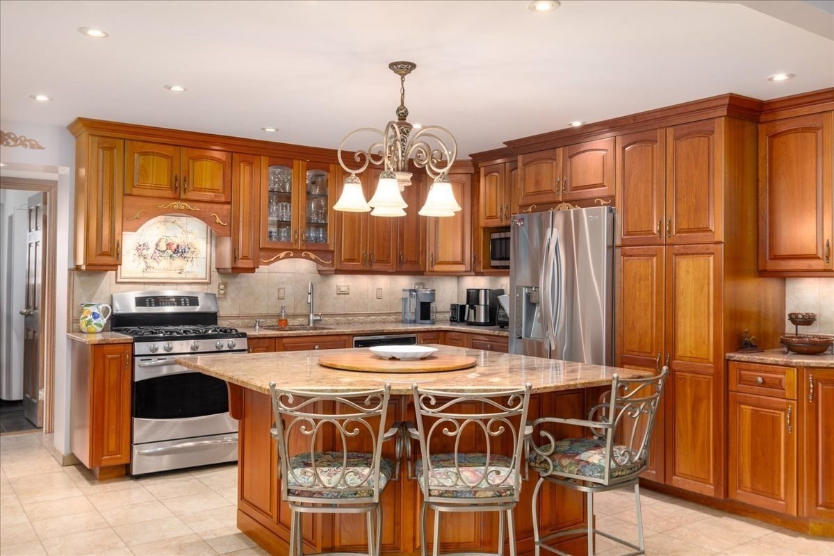 6 Whittier Place Unit 4N, West End, Boston, MA 02114 - Image 2