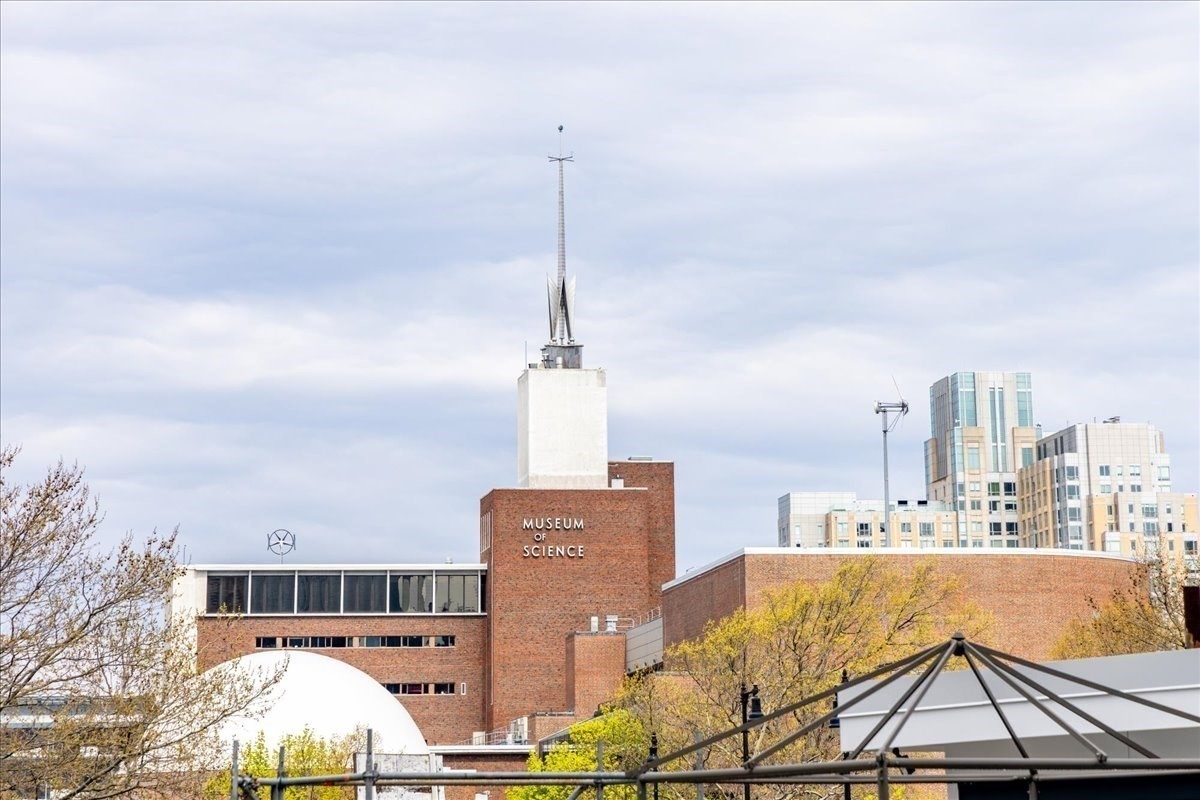 6 Whittier Place Unit 4N, West End, Boston, MA 02114 - Image 28