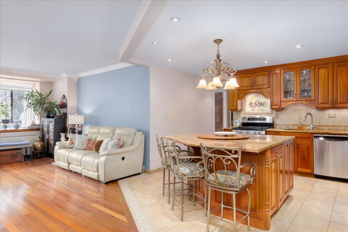 6 Whittier Place Unit 4N, West End, Boston, MA 02114 - Image 6