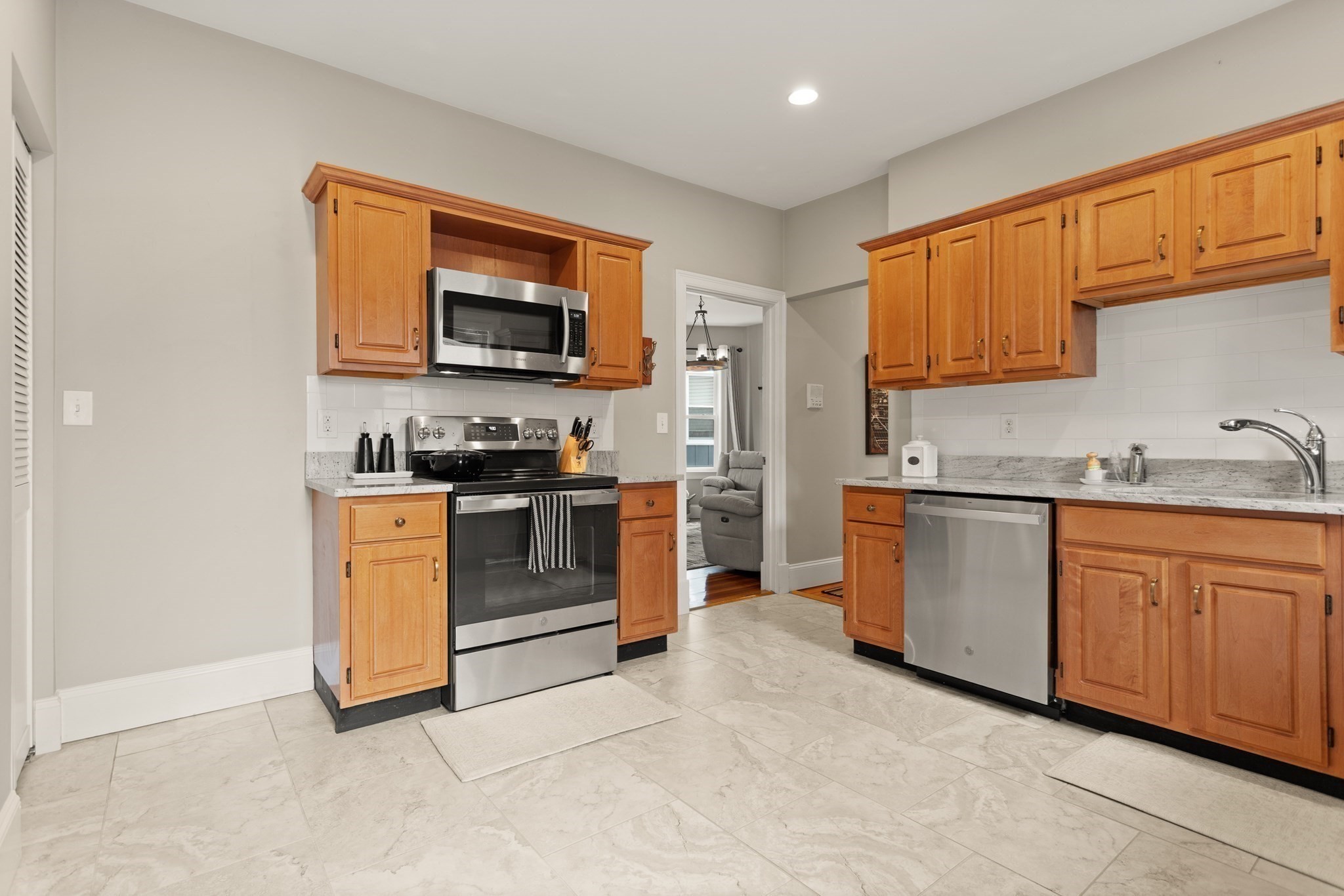 45 South Munroe Terrace Unit 1, Dorchester, Boston, MA 02122 - Image 8