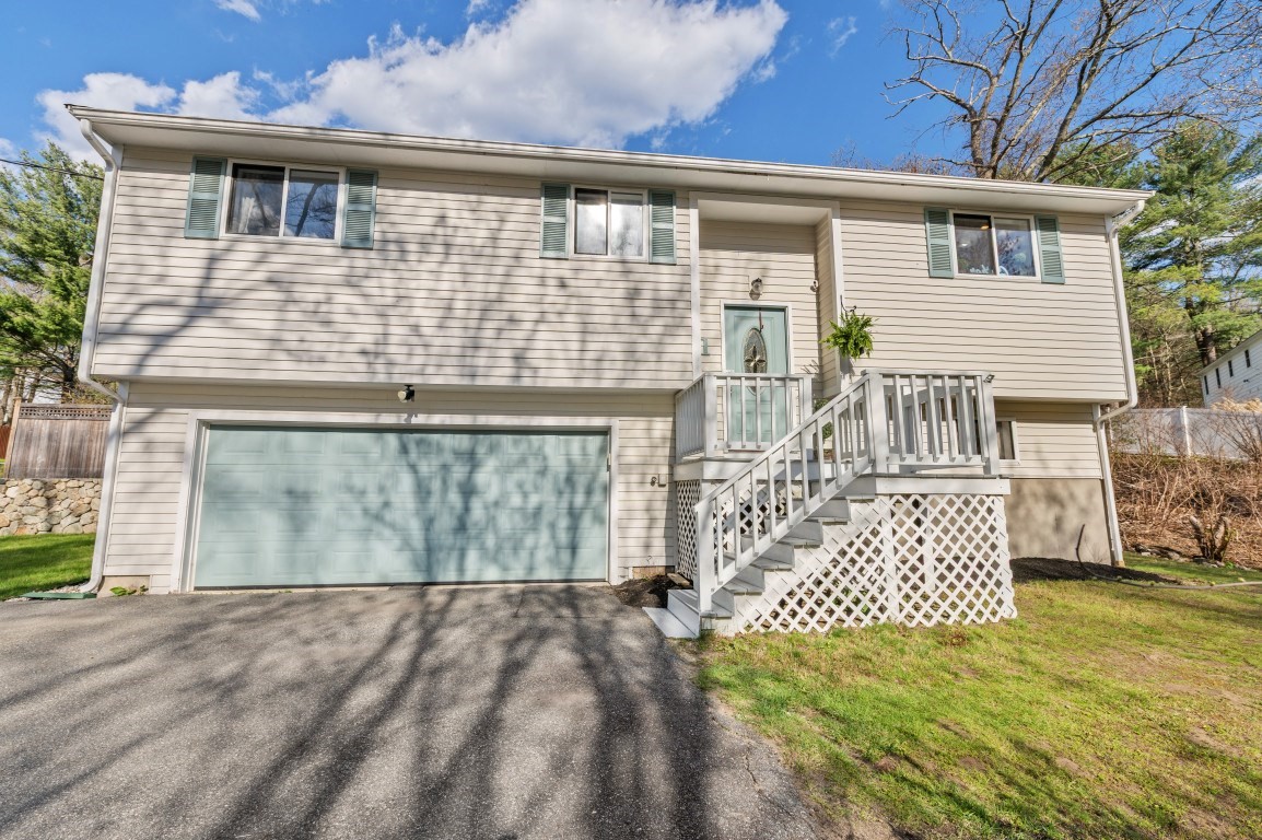 1 East St, North Reading, MA 01864