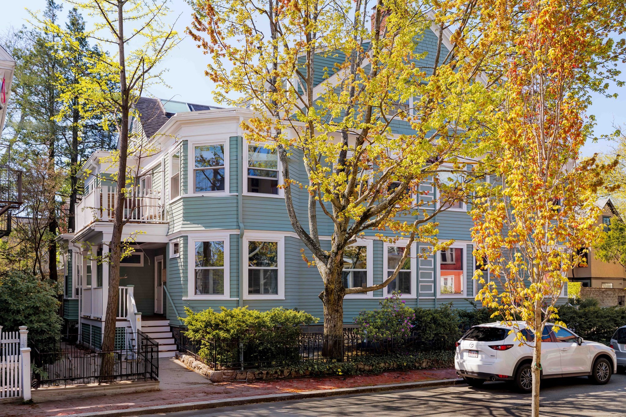 6 Shepard Street Unit 4, Cambridge, MA 02138
