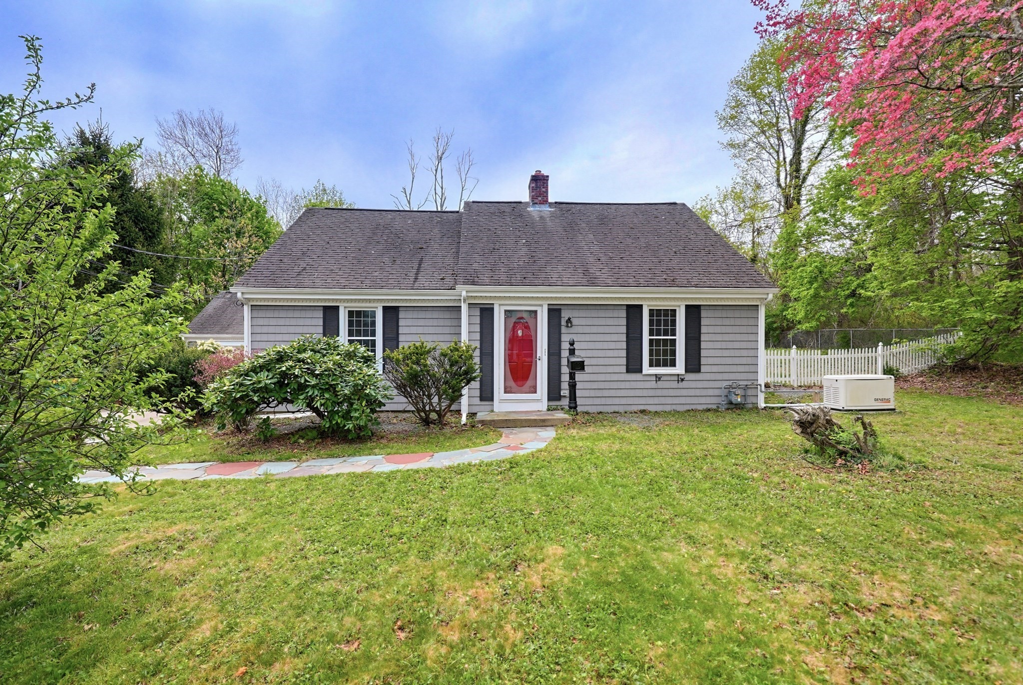 40 Metcalf Road, North Attleboro, MA 02760