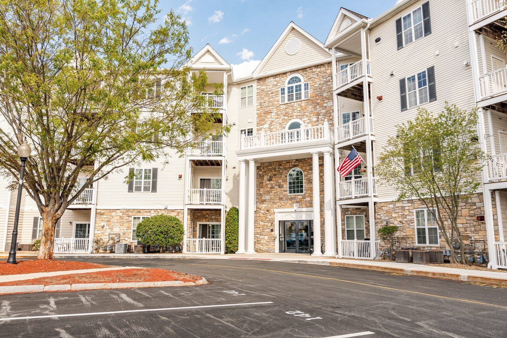 21 Hampshire Rd Unit 312, Methuen, MA 01844