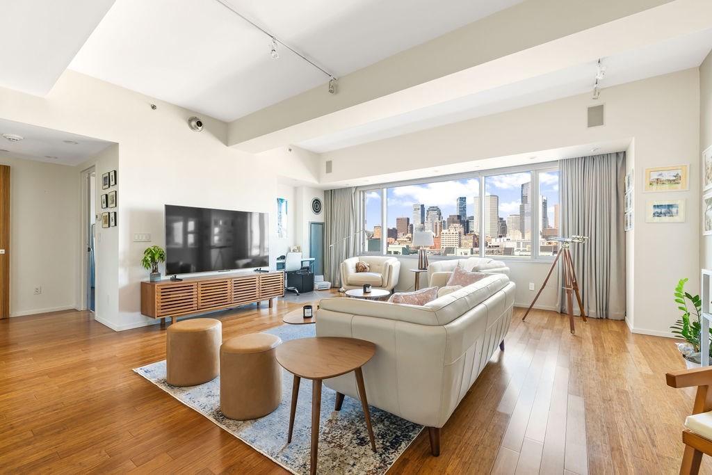 141 Dorchester Ave Unit 507, South Boston, Boston, MA 02127
