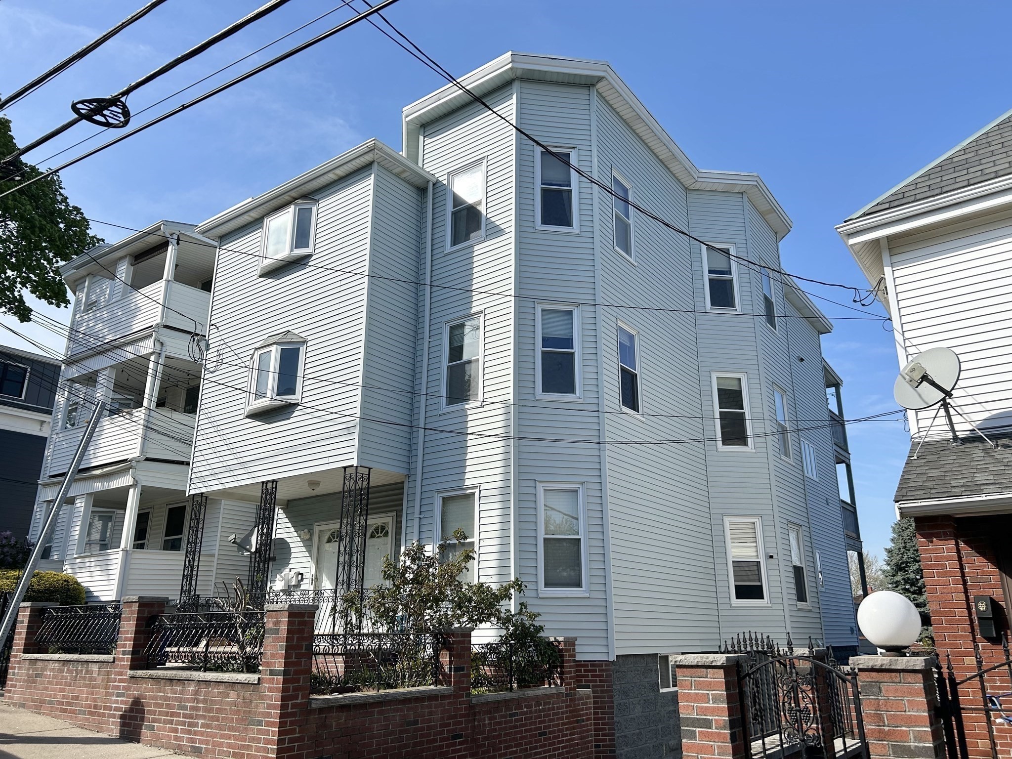 49 Heath St Unit 2, Somerville, MA 02145
