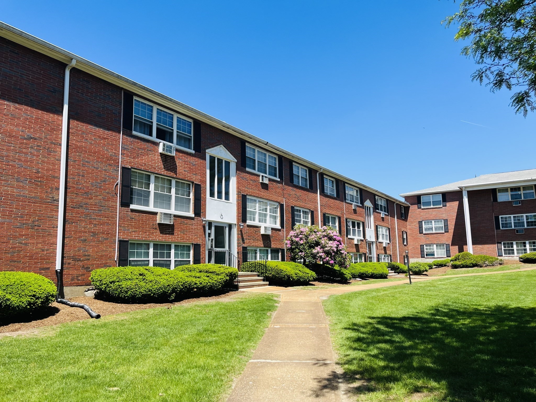 8 Tara Drive Unit 7, Weymouth, MA 02188