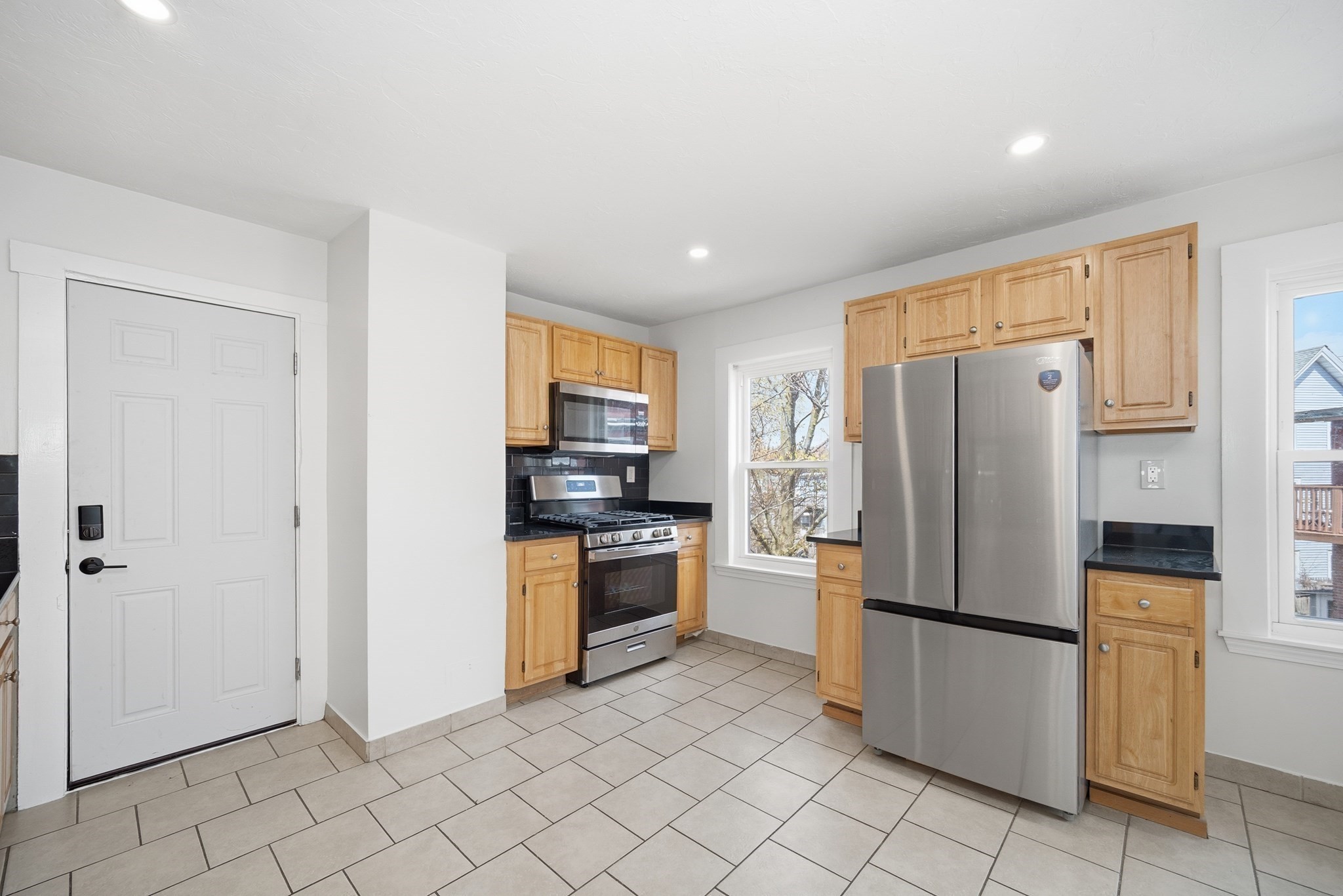 117 Quincy St Unit 2, Quincy, MA 02169