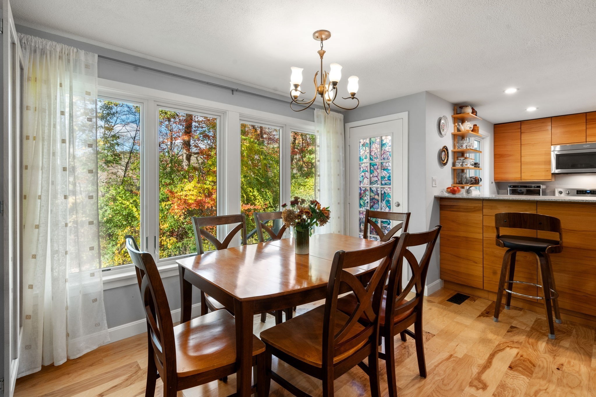 305 Winchester St Unit D, Newton, MA 02461