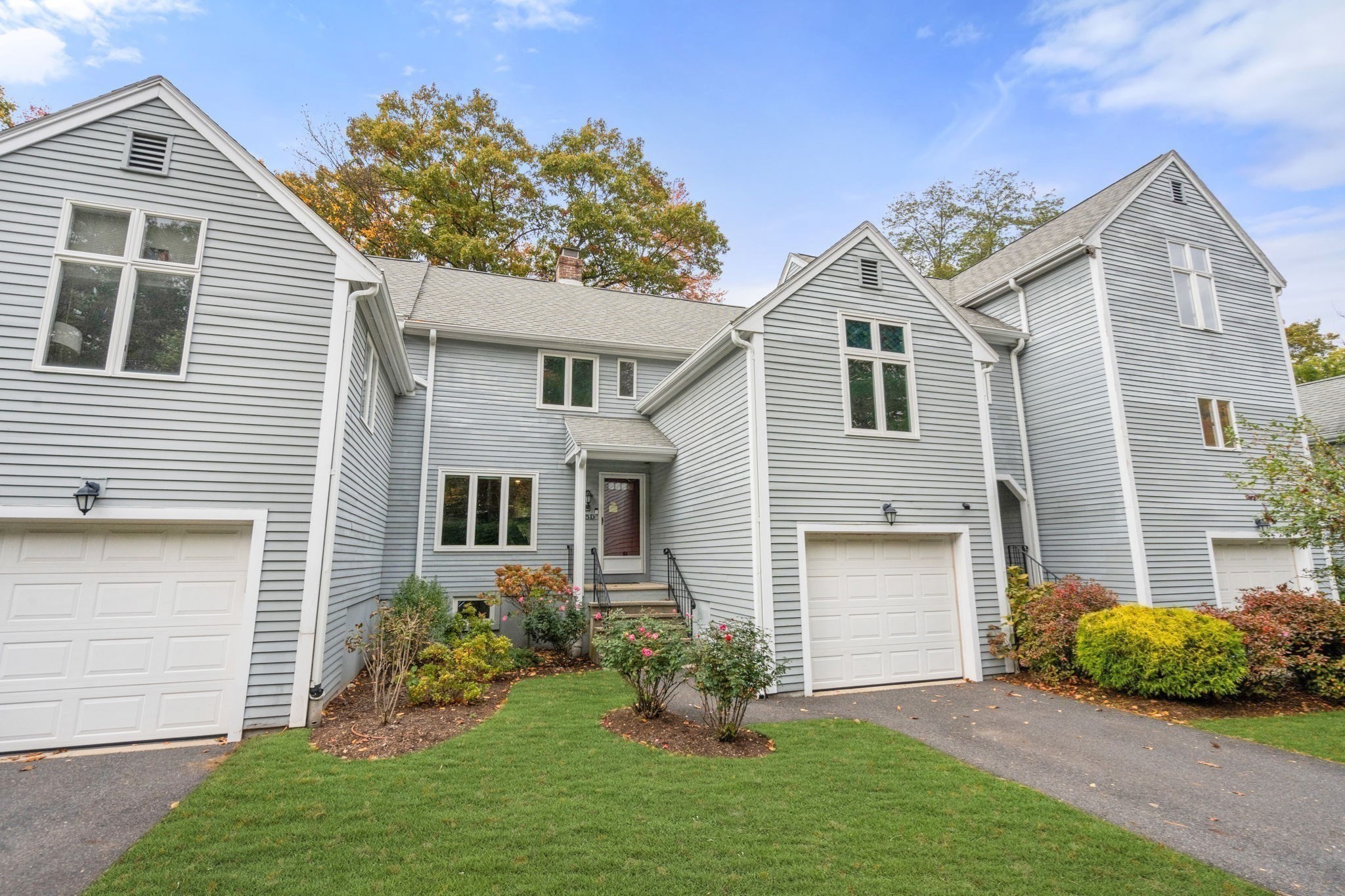 305 Winchester St, Newton, MA 02461