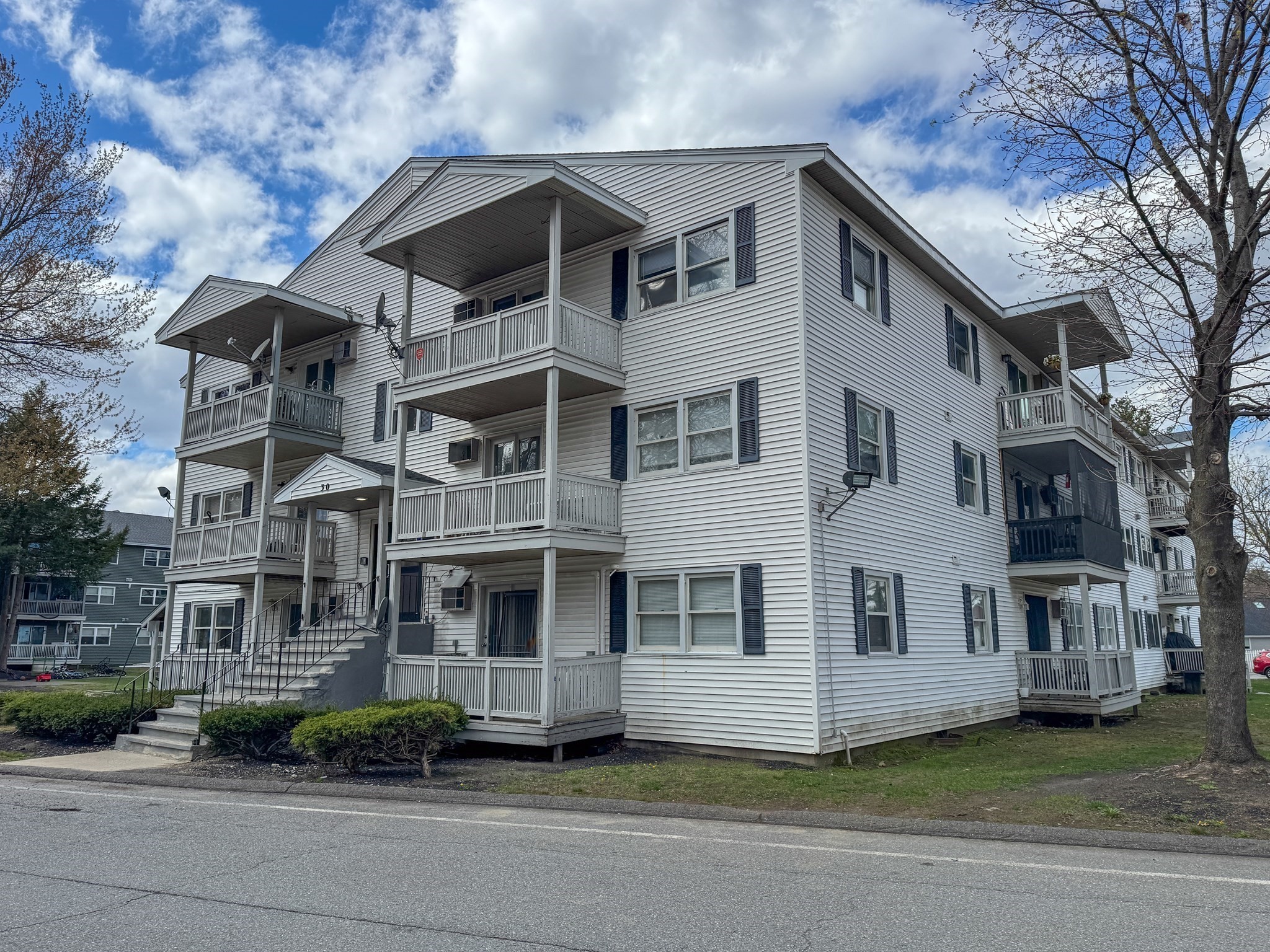 30 Abbey Rd Unit 108, Leominster, MA 01453