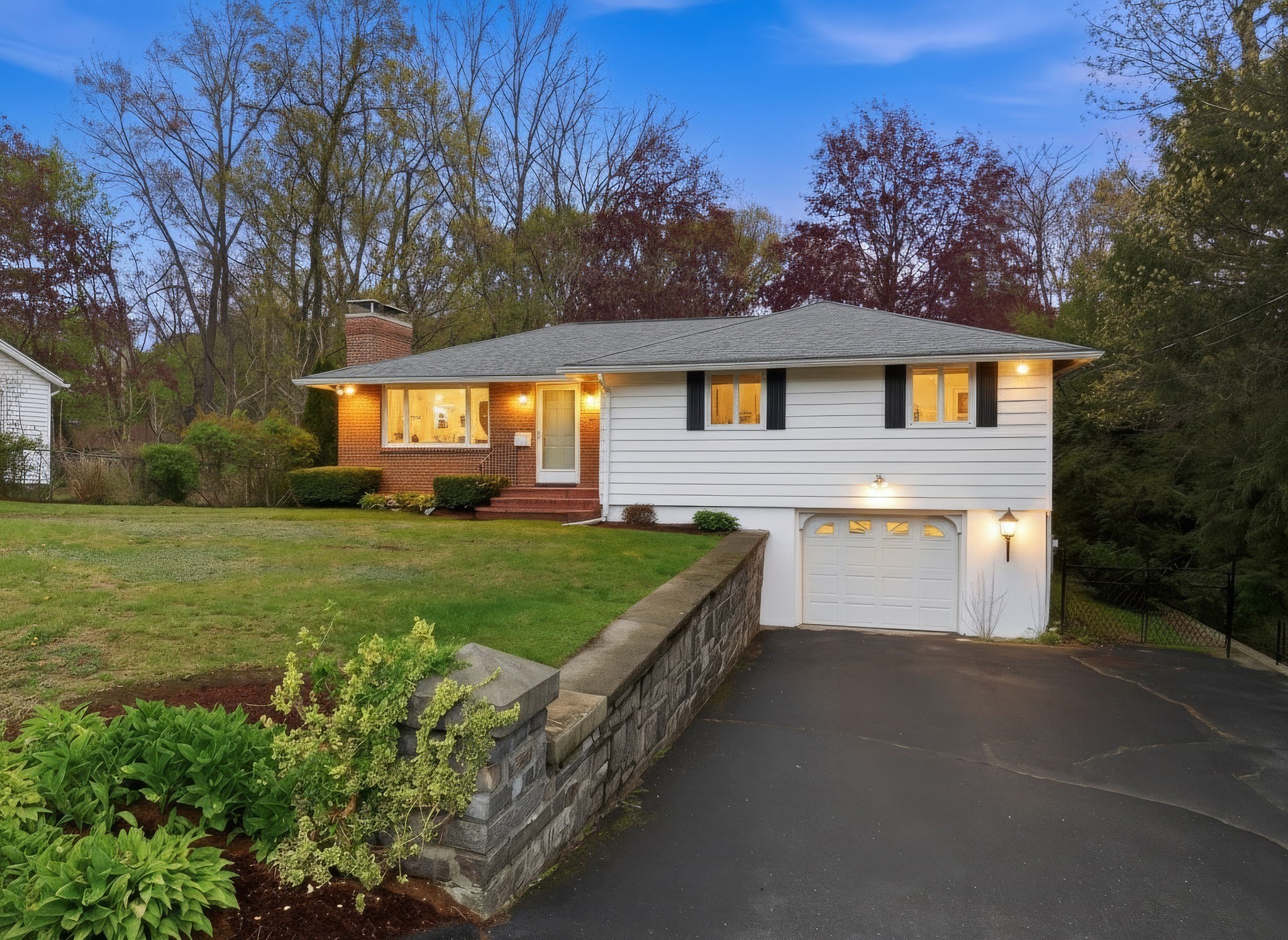 1 Ayrshire, Worcester, MA 01604