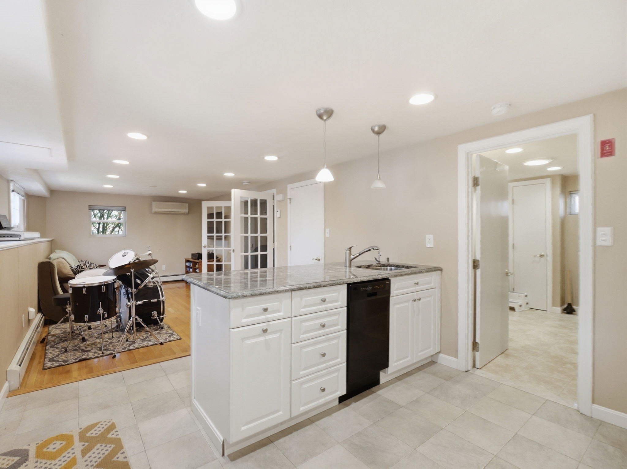646 Lynn Fells Pkwy, Melrose, MA 02176 - Image 22
