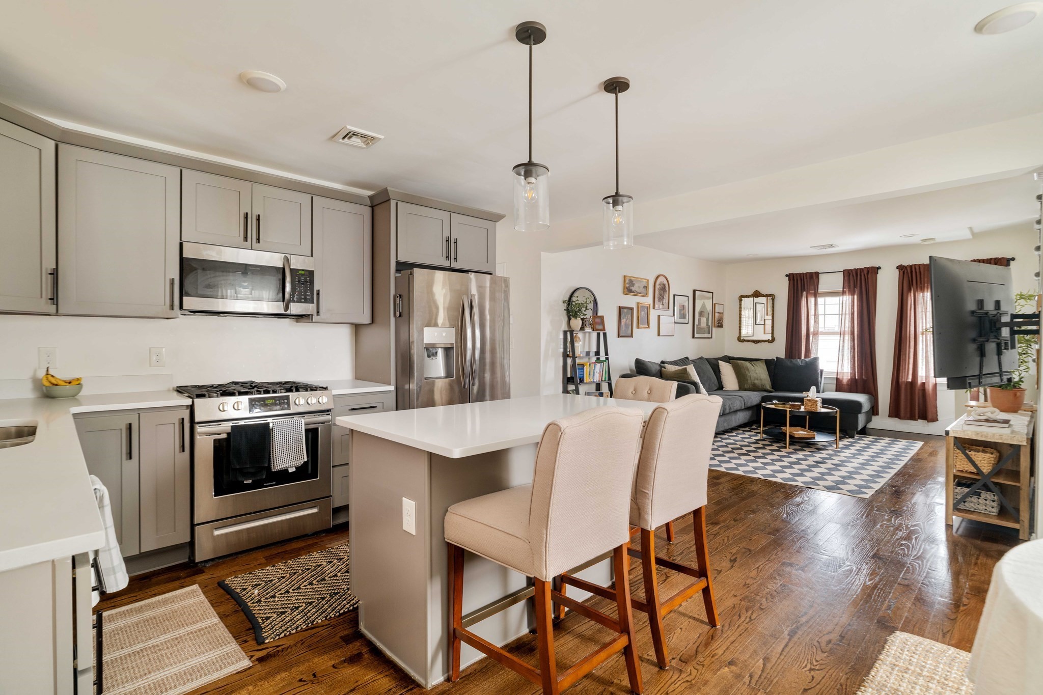 3 Conn St Unit 3, Woburn, MA 01801