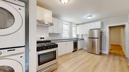 205 Chelsea Street, Apt 3
